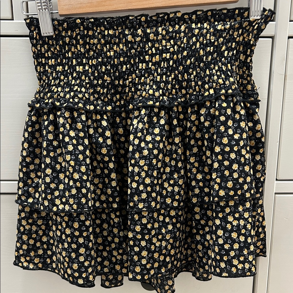 Katie J -NYC- Black Floral Tiered Skirt - Black and Gold - Worn Once